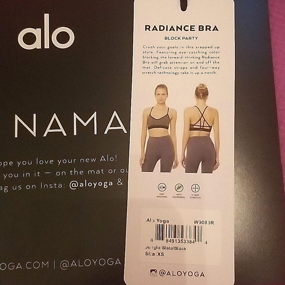 Alo Yoga Radiance Bra - Picture 3 of 3